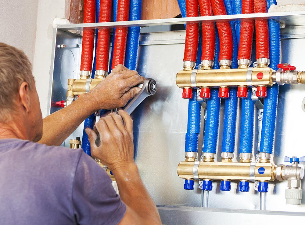 Manutenzione impianti idraulico - i servizi
